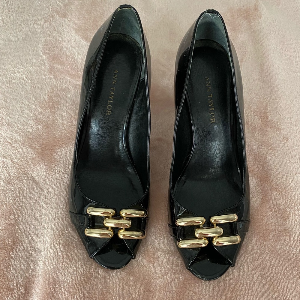 [Ann Taylor] Black Pumps - Picture 4 of 8